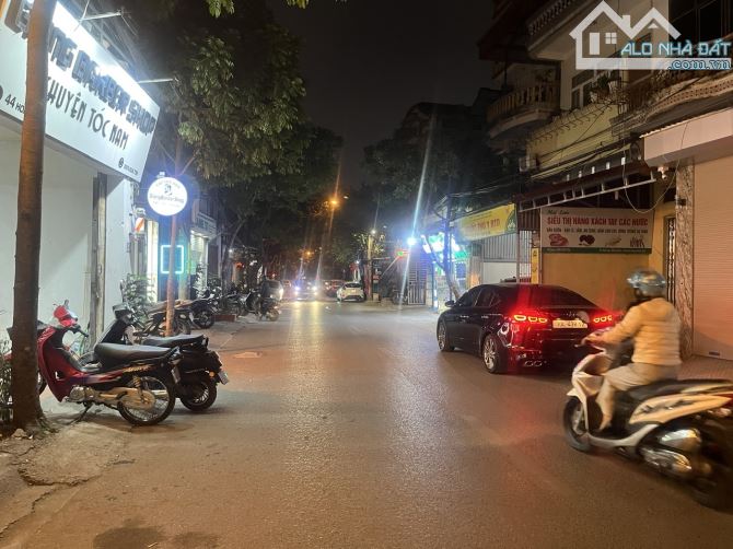 Bán Nhà mặt phố Hoa Lâm, vỉa hè ô tô tránh, kinh doanh tốt, 108m x 4T, MT 4.5m, nhỉnh 21tỷ - 3