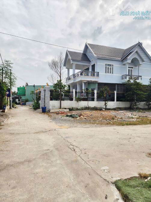 Bán đất 4.5x18m, hẻm Lê Thị Trung p. Bình Chuẩn gần chợ Bình Thuận 2 - 3