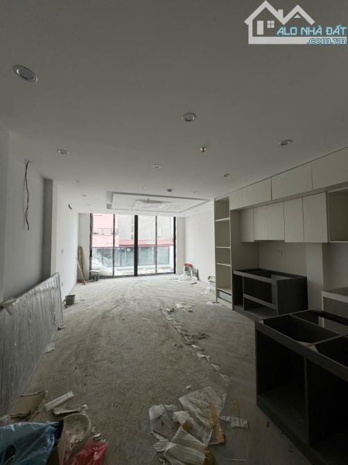 BÁN TÒA VĂN PHÒNG MỚI XÂY – PHỐ HOÀNG NGÂN – DT 61m² x 8 TẦNG – MẶT TIỀN 4.7m – GIÁ 32 TỶ - 3