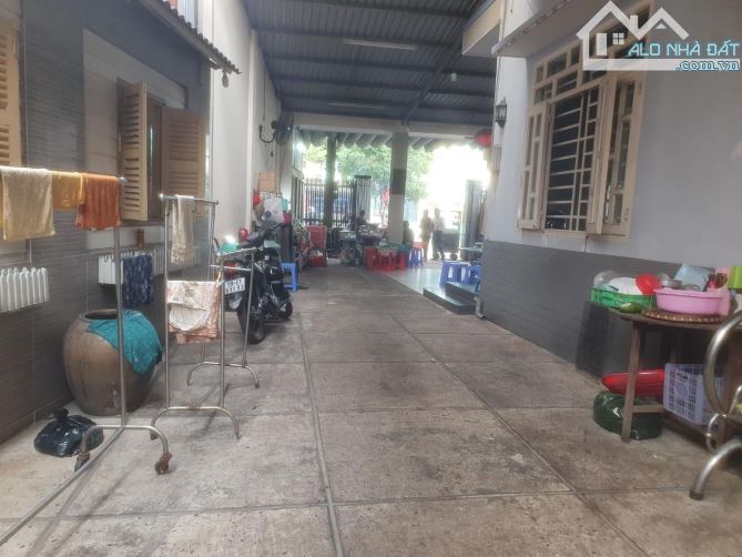 Hẻm 8m thông kinh doanh, 9m x 32m, nở hậu 14m, gần mặt tiền Lê Đức Thọ - 3