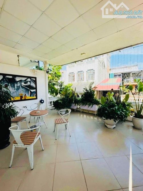 MẶT NGÕ ĐỘI CẤN - 30M RA PHỐ - NGÕ ÔTÔ TRÁNH, VÀO NHÀ - GIÁ 22 TỶ - 3