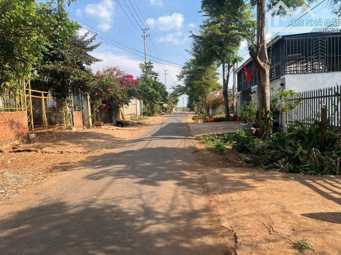 BÁN LÔ ĐẤT MẶT TIỀN ĐƯỜNG A1 THÔN 6 CƯEBUR CÁCH TRỤC CHÍNH 300M - Loctran - 3