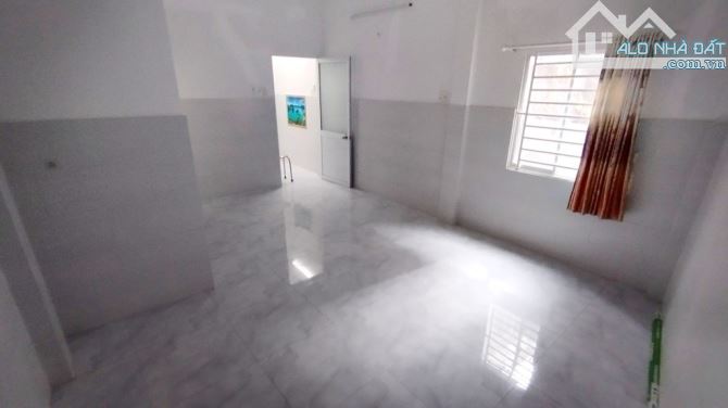 Tân Bình, Nguyễn Trọng Tuyển , 50m2, 2 Tầng , Xe hơi đậu Cổng , Giá 5,9 Tỷ TL - 3