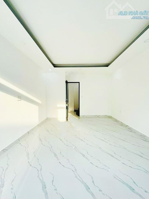 MẶT TIỀN KINH DOANH- KHU LÊ VĂN QỨƠI GIÁP TÂN PHÚ - 4 TẦNG- DT : 50M2 - NHÀ MỚI Ở NGAY - C - 3