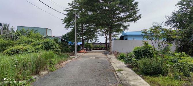VILLA SÂN VƯỜN 180M2 GIÁ TRỌN GÓI 2 TỶ 650 - 3