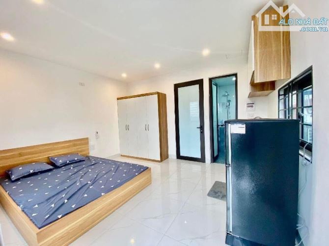 CCMN DÒNG TIỀN CẦU GIẤY THANG MÁY,GẦN PHỐ,12 PHÒNG KK,DOANH THU 75TR/TH, - 3
