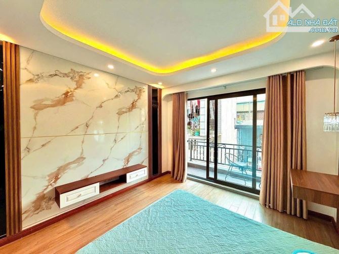 Bán nhà phân lô Hoàng Cầu Đống Đa, ô tô tránh, vỉa hè, DT50m, 5T, mt4.5m, 22.3 tỷ - 3