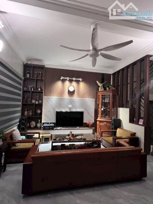 BÁN NHÀ ĐẸP BẮC CẦU, NGỌC THỤY 42M NHỈNH HƠN 4 TỶ - 4