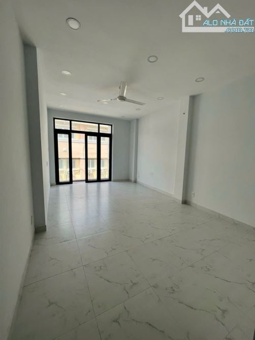 Bán CHDV 7 Tầng, Hầm, Đường Lê Văn Duyệt, Bình Thạnh, DT 4.3 x 21m, Chỉ 19.9 Tỷ - 4