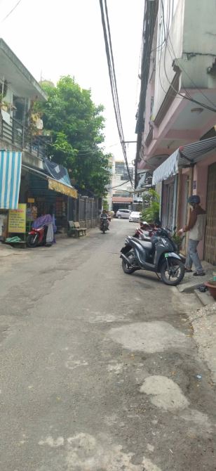 CẦN BÁN GẤP GIẢM TIẾP 200TR, HXT ĐƯỜNG TRẦN THÁI TÔNG DT 136M GIÁ 11,X TỶ CÓ DÒNG TIỀN - 4