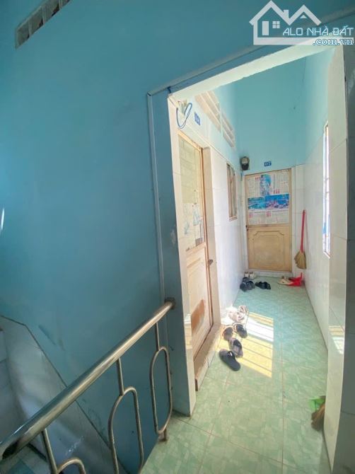 Bán CHDV 3 tầng,  Hẻm thông bàn cờ Bùi Văn Ba, dòng tiền ổn định, Nhỉnh 6 tỷ - 5