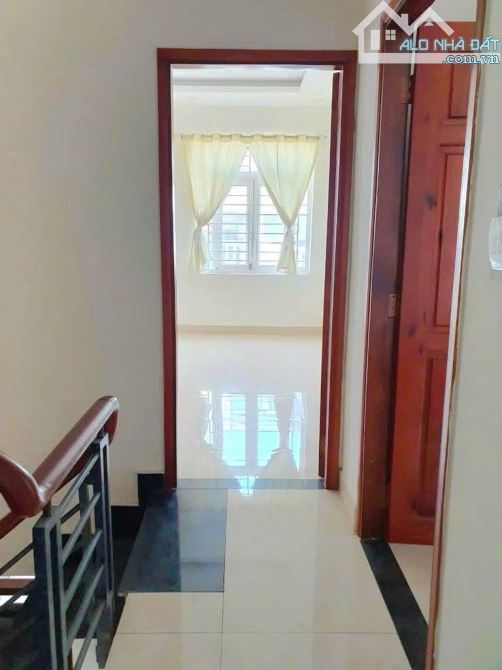 Bán gấp nhà 62 m2, thạnh xuân quận 12, hẻm xe tải, còn mới ở ngay 3 tầng - 5