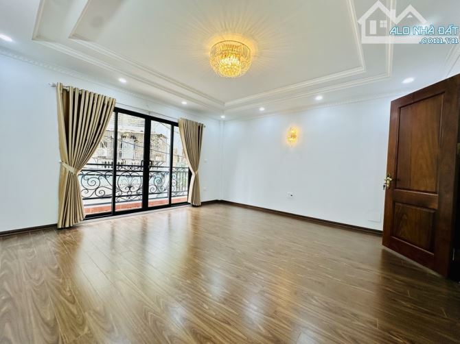 PHÂN LÔ PHỐ TÂN MAI - 46m x 5 TẦNG - NGÕ THÔNG-KINH DOANH-Ô TÔ TRÁNH. - 5