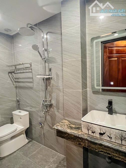 BÁN NHÀ MẶT PHỐ TRẦN BÌNH Ô TÔ THANG MÁY KINH DOANH DT 81M 5T MT 5M GIÁ 19,7 TỶ - 5