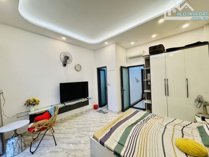 Bán Nhà Ngay Vincom Quang Trung, Gò Vấp, 52m2, 5Tỷ3 - 5