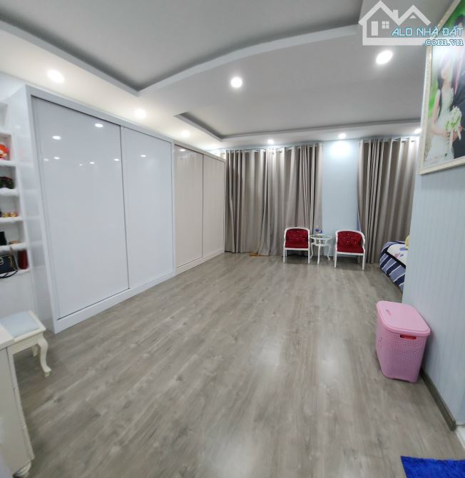 Biệt thự VIP - FULL nội thất tại KDC Ven Sông Sadeco, Nguyễn Văn Linh, Tân Phong, Q7. - 5