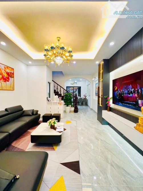 LÔ VIP - Ô TÔ NHỎ ĐỖ CỬA - NỘI THẤT ĐẸP LONG LANH DỌN VỀ Ở LUÔN - SỔ ĐẸP - NHÀ DÂN XÂY - 5