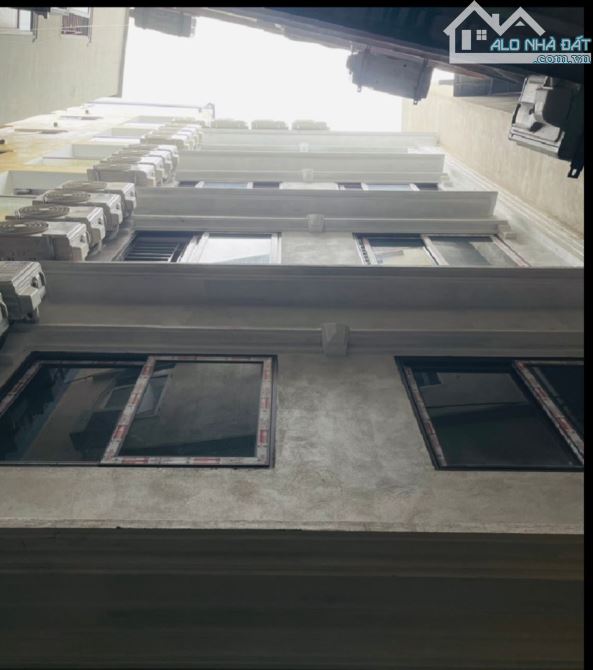 22.8 Tỷ / 84 M2/ 7 Tầng / 5.6 Mt/ Mỹ Đình / 28 Phòng - 5