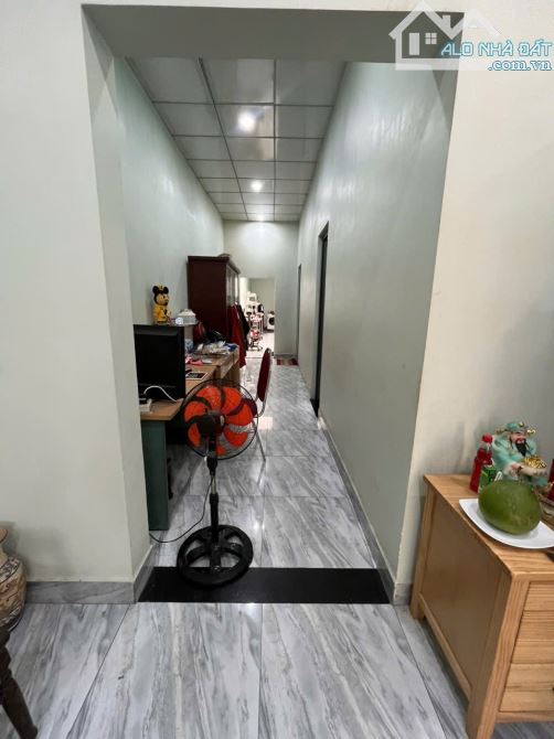 NP485 Giá 5.5 tỷ ( Thương Lượng ) , Bán nhà mặt tiền Chợ Tân Phong( Nguyễn Ái Quốc ) 116m2 - 6