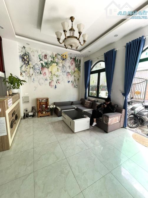 【BÁN GẤP】Khách sạn 12 phòng Đa Minh, Đà Lạt - Full nội thất, sân ôtô, view đẹp - 13 tỷ - 6