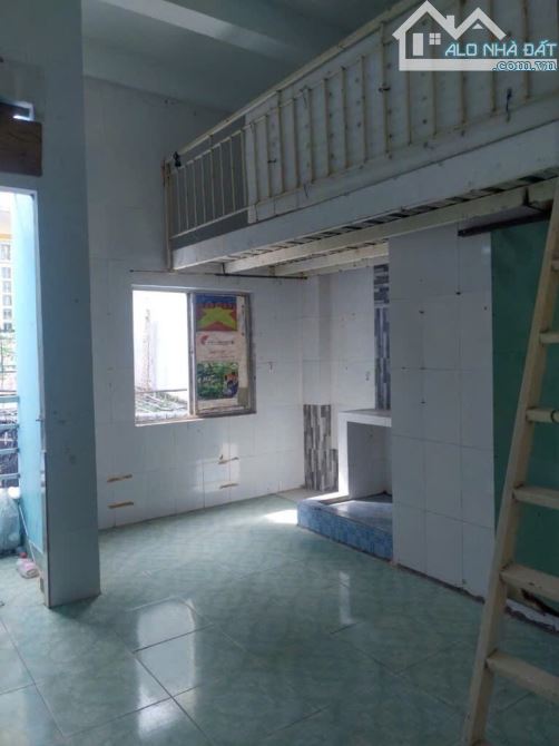Bán CHDV 3 tầng,  Hẻm thông bàn cờ Bùi Văn Ba, dòng tiền ổn định, Nhỉnh 6 tỷ - 7