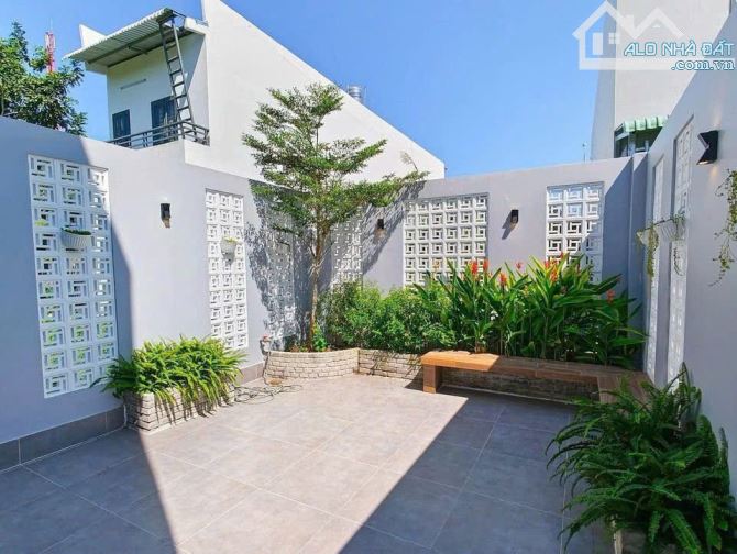 NHÀ LẦU CẠNH KHU DÂN CƯ HIỆN HỮU - 7