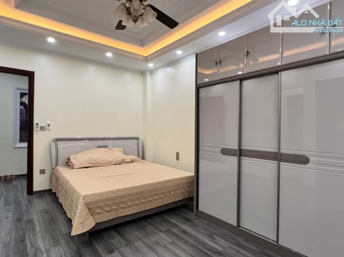 ĐẸP NHẤT PHÂN LÔ BỘ GIÁO DỤC, HỒ TÂY, OTO TRÁNH VỈA HÈ CÂY XANH, 60m, 6 TẦNG TM, 21 Tỷ - 7