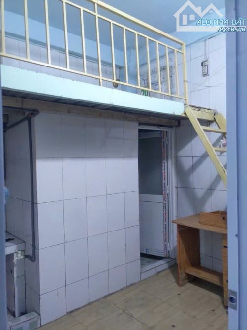 Bán CHDV 3 tầng,  Hẻm thông bàn cờ Bùi Văn Ba, dòng tiền ổn định, Nhỉnh 6 tỷ - 8