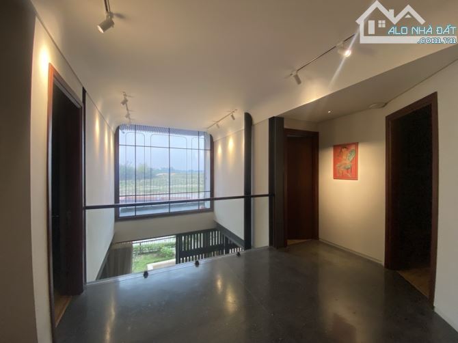 [Hiếm]Bán biệt thự Long Biên View sông cực chill- Ô tô,ful nội thất-74tr/m2 có bớt - 9