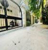 MẶT NGÕ ĐỘI CẤN - 30M RA PHỐ - NGÕ ÔTÔ TRÁNH, VÀO NHÀ - GIÁ 22 TỶ