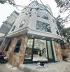 Nhà Lô góc Phố Kim Ngưu ô tô tránh trước nhà