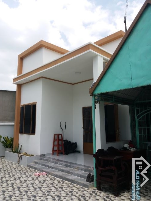 CẦN BÁN GẤP NHÀ, ĐẤT MẶT TIỀN CHÍNH CHỦ 10,5x42 - 300tc - 2
