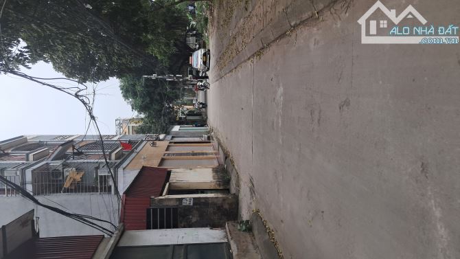 BÁN ĐẤT BÁT KHỐI 54M2, MT 3.9M, Ô TÔ 7 CHỖ 6.8 TỶ.