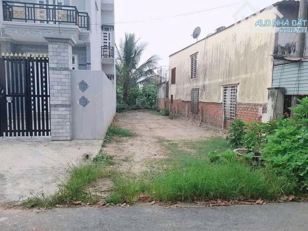 Cần bán gấp lô đất full thổ cư, xã Tân Thông Hội 125m2. Giá 1 tỷ 850 Sổ hồng riêng có sẵn.
