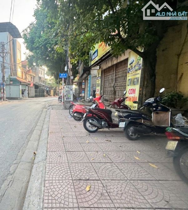 Bán nhà MP Vũ Xuân Thiều - Long Biên - hàng xóm Vinhome – Kinh doanh đỉnh- 90m2– chỉ 21 tỷ