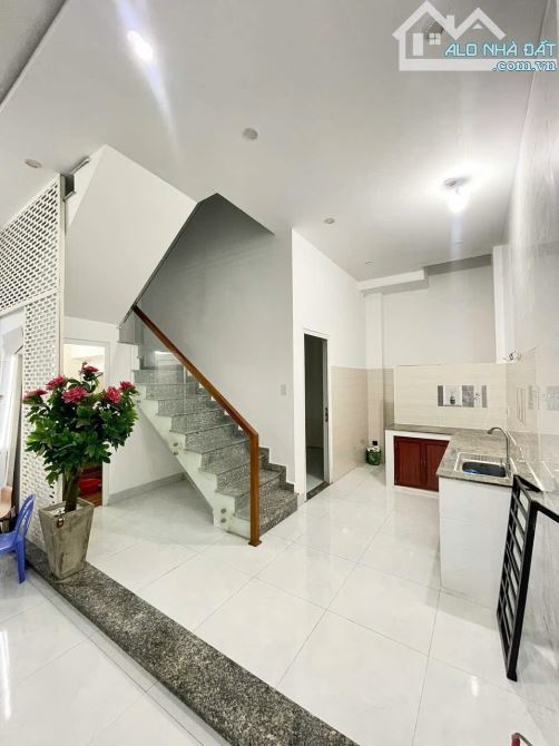 💥Bán nhà 2 tầng mới K Ô tô đường Tô Hiệu. Chỉ 2,74 tỹ. 53m2 (5,5x10m). Nhà full đẹp.