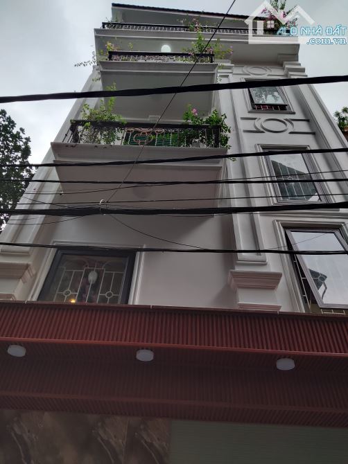 Bán nhà ngõ 629 Kim Mã, Ba Đình dt 55 m2 x 7 t thang máy ô tô qua nhà giá 20,5 tỷ