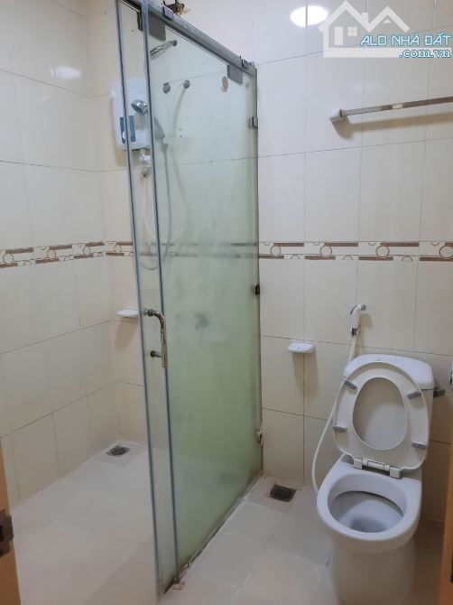 Cần cho thuê chung cư Thuận việt Quận 11 - DT 89m 3PN 2WC