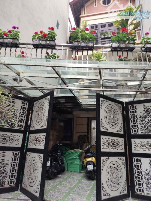 🔥 KIM GIANG 100m² x 4T – SÂN RỘNG, GẦN PHỐ – GIÁ 17.8 TỶ