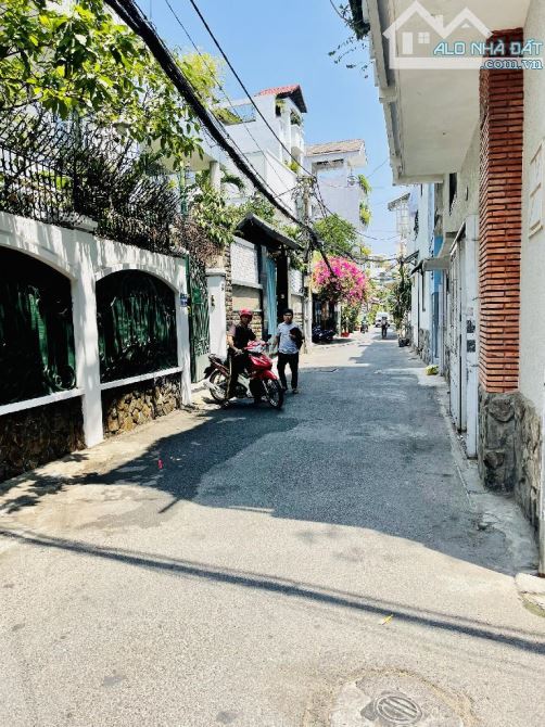 5 Tầng BTCT, LÊ VĂN SỸ, 4x11, hẻm xe hơi thông, 8 tỷ TL