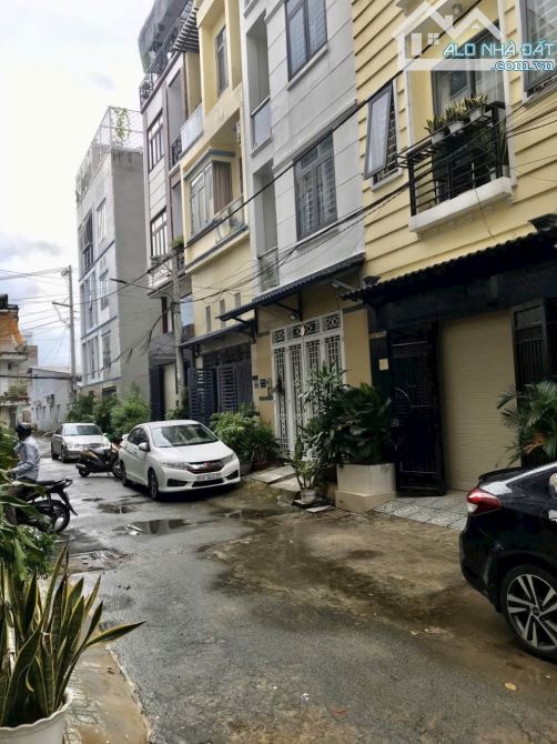 🌟 7.6 tỷ 🌟 HXH - KHU PHÂN LÔ NHÀ CỰC ĐẸP - 5 TẦNG - 3 BƯỚC QUA VẠN PHÚC CITY