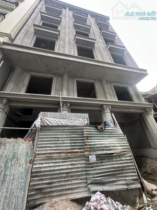 Bán nhà tòa nhà dòng tiền 9 tầng đường Lương Thế Vinh, Thanh Xuân.