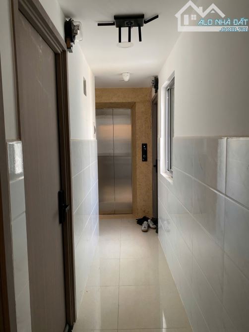 Bán tòa CHDV 33 Phòng - HĐT 120tr/th, ngang 14,5m CN 173m2 - Lê Quang Định, P11- Giá 22,tỷ