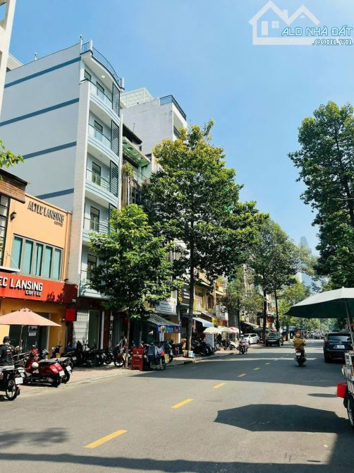 Bán Nhà MT Nguyễn Công Trứ Q.1 (4,2x17m CN 67m2 ) 7 Tầng Thang  Máy Giá 42 tỷ