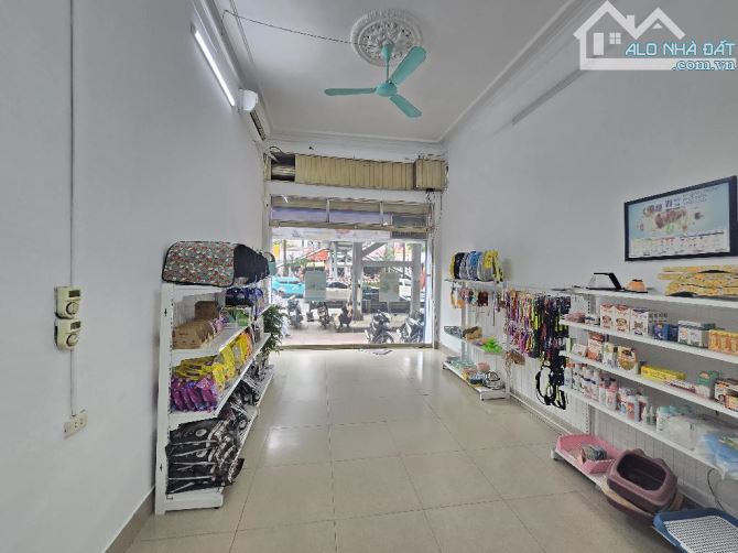 Bán nhà mặt phố ngô gia tự 96 m2 vuông đẹp , ô tô tránh , kinh doanh , dỉnh cao