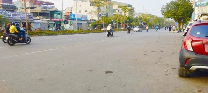 HOT NHẤT LONG BIÊN – CHỈ 4,3 TỶ SỞ HỮU NGAY NHÀ MẶT PHỐ NGÔ GIA TỰ – KINH DOANH CỰC ĐỈNH!