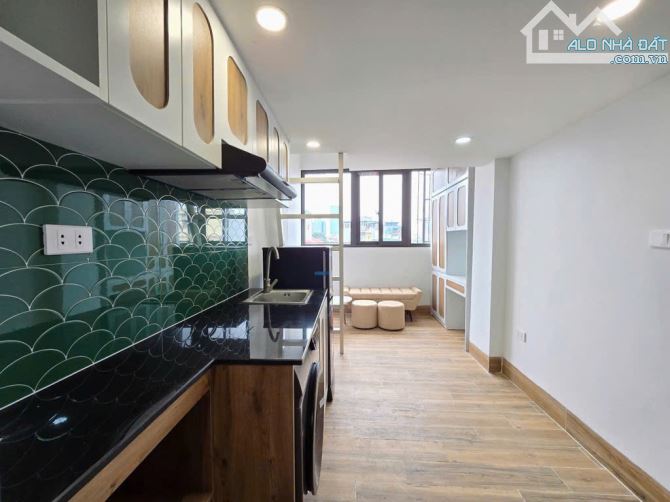 BÁN CĂN HỘ DỊCH VỤ TẠI PHỐ HOA BẰNG! 65M2, 15 PHÒNG KHÉP KÍN, DÒNG TIỀN HÀNG THÁNG 90 TRIỆ