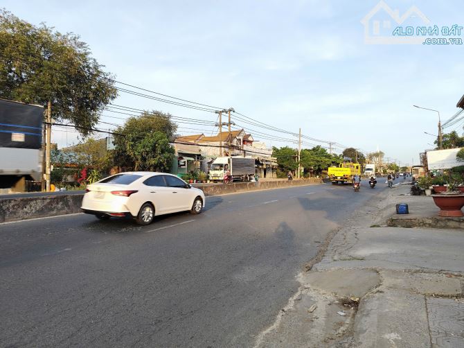 Giá còn 22 tỷ. Bán đất 2 mặt tiền QL1A Bình Minh-Trảng Bom. Gần 1300m có 300m tc.