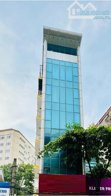 MẶT PHỐ LỚN - LÔ GÓC - VỈA HÈ - 7 TẦNG THANG MÁY - GIÁP RANH 3 QUẬN - DÒNG TIỀN 150TR/THÁN