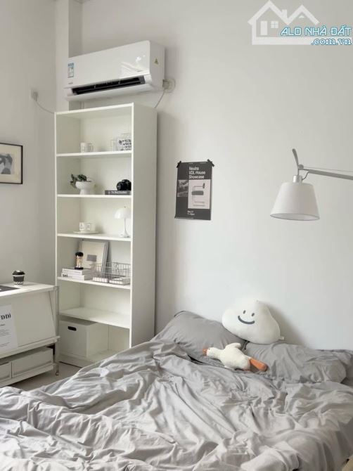 Bán Tập thể Vũ Thạnh- Giảng Võ- Hào Nam, Đống Đa, gần hồ Giảng Võ, sổ to 37m2, tầng 2,